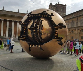 Búsqueda del Tesoro por el Vaticano para niños