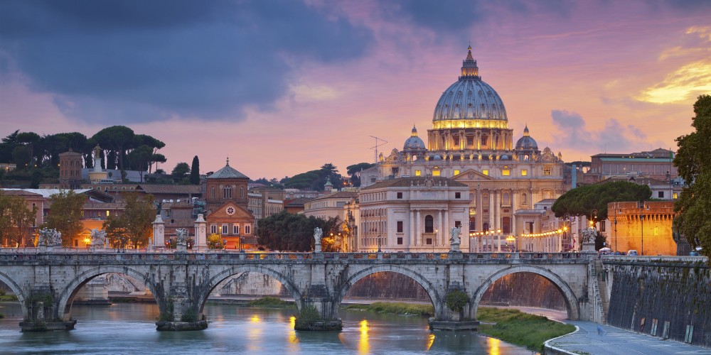 Disfruta de las luces de Roma por la noche