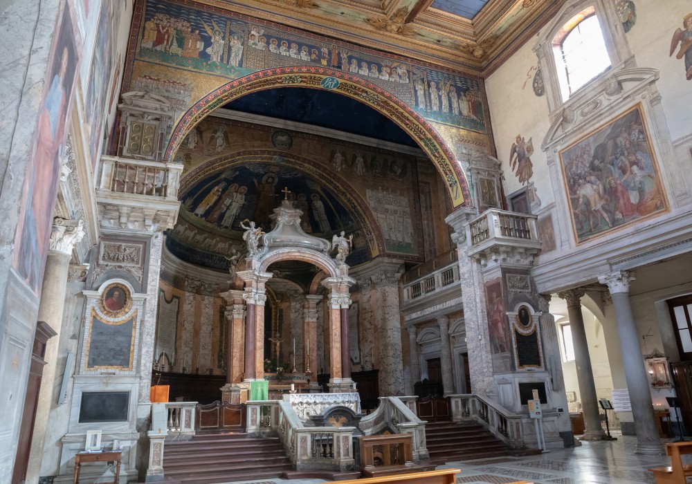 Tour of the Christian Relics in Rome | Rome Private Guides
