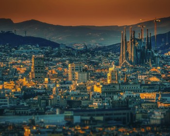 Discover the dark Barcelona through the eyes of Carlos Ruiz Zafón