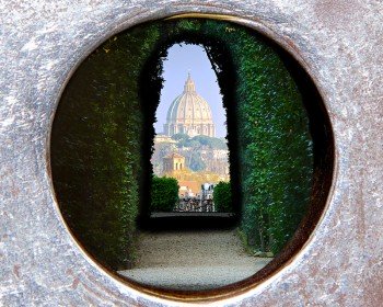 HIDDEN TREASURES OF VATICAN CITY