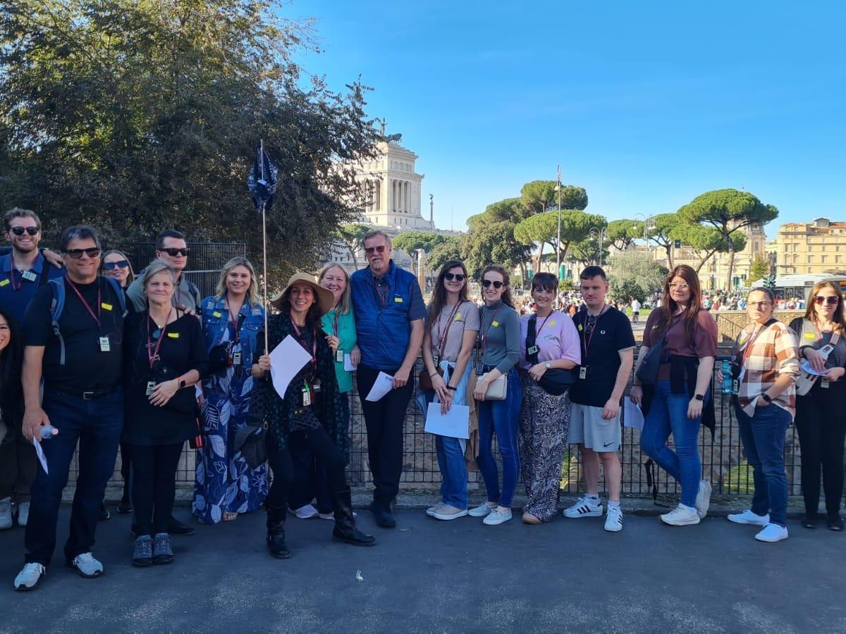 Group tour at the colosseum