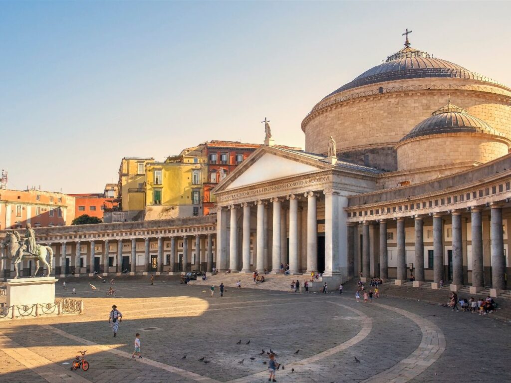 Piazza del plebiscito